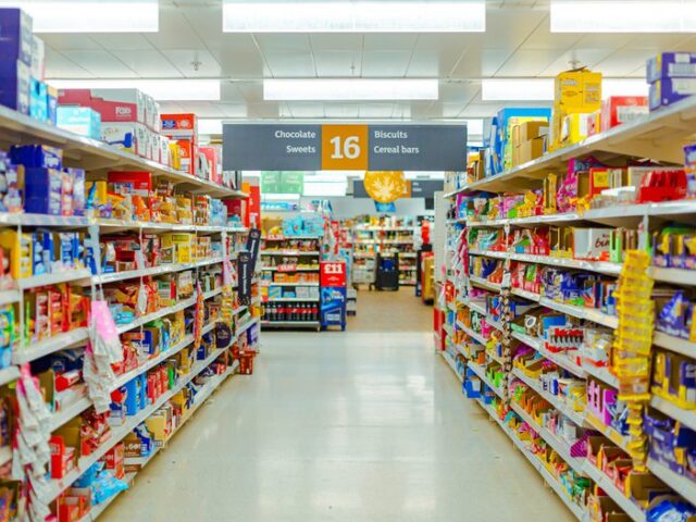 https://businessregistrationphilippines.com/wp-content/uploads/2025/10/retail-store-business-registration-philippines-640x480.jpg